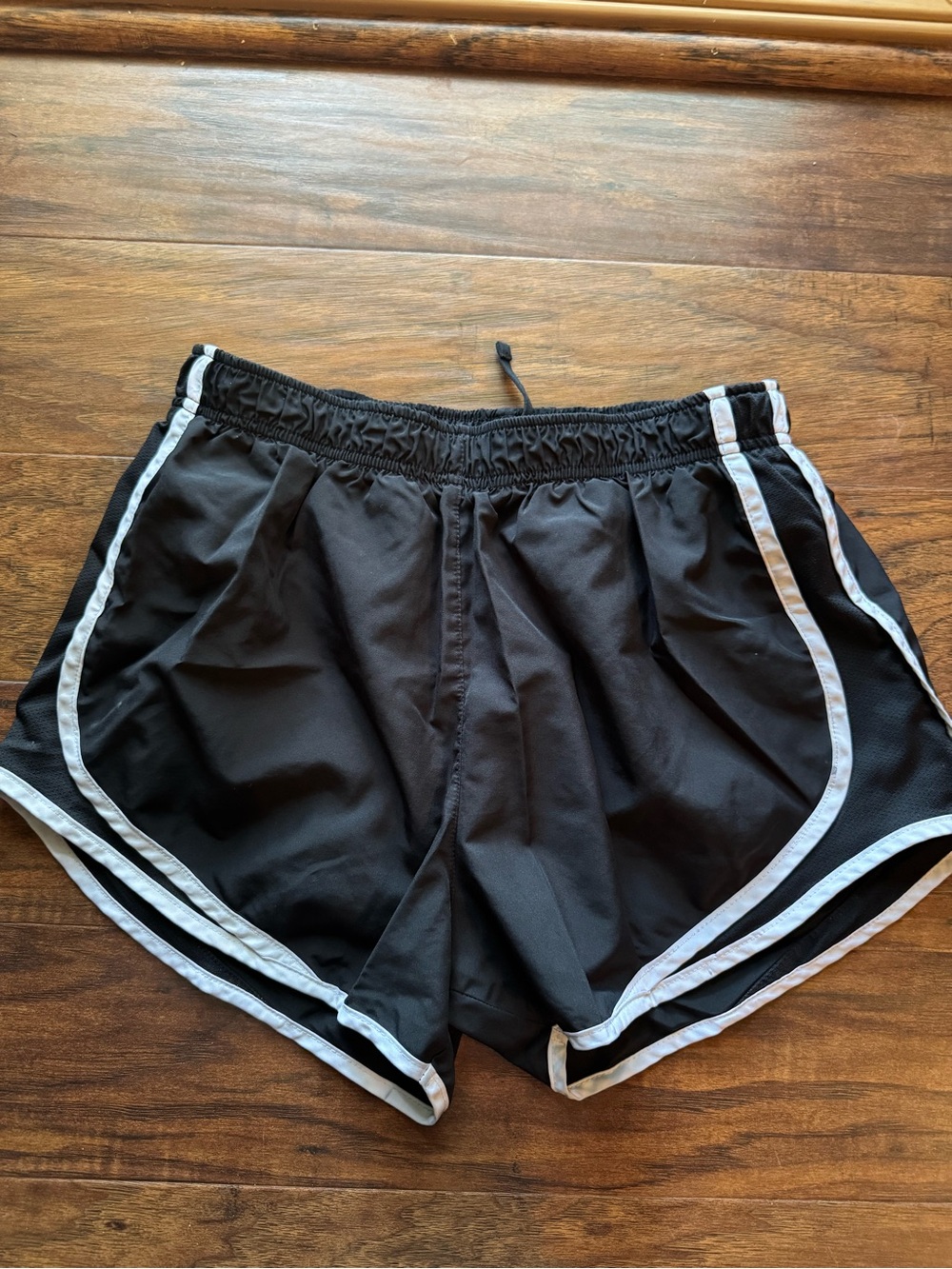 Nike mid-rise dry-fit shorts - dark grey